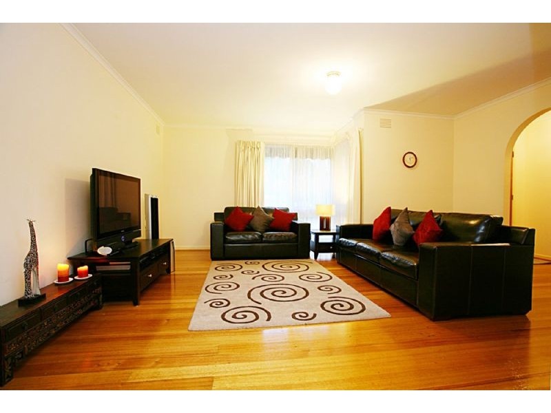 2 Leeds Road, Mount Waverley VIC 3149