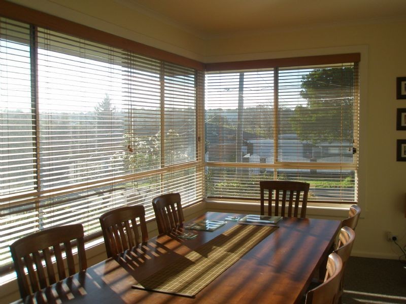 1/2 Silver Ash Avenue, Ashwood VIC 3147