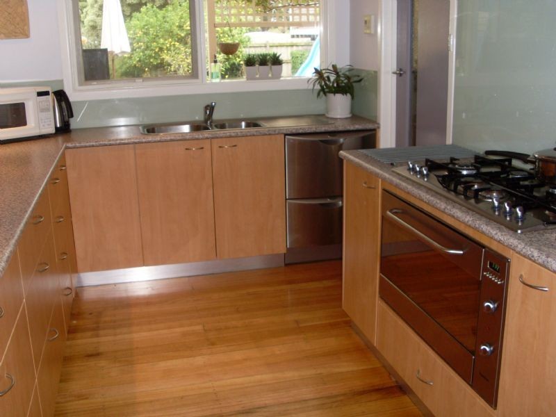 7 Pemberley Drive, Notting Hill VIC 3168