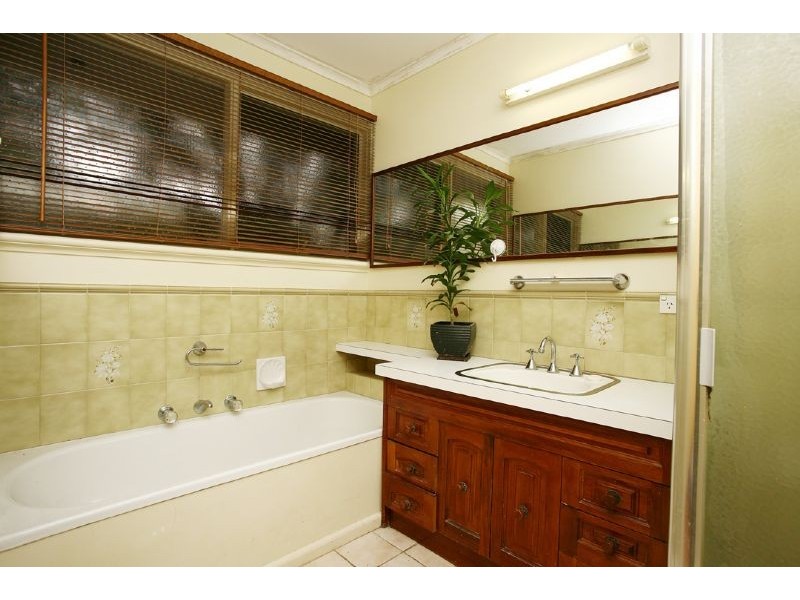 131 Marianne Way, Mount Waverley VIC 3149