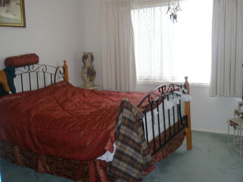 4/60 Avendon Boulevard, Glen Waverley VIC 3150