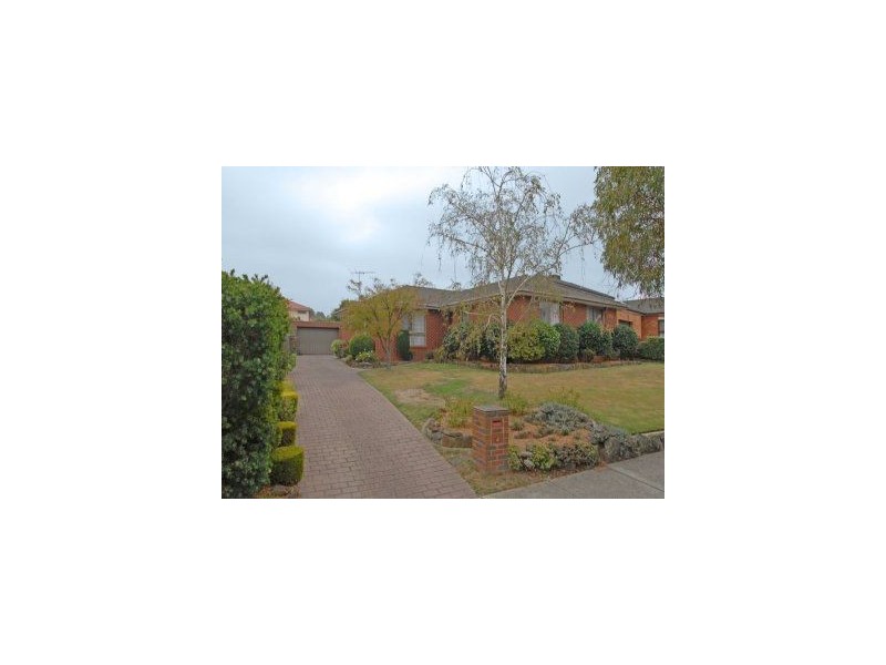 52 Renou Road, Wantirna South VIC 3152