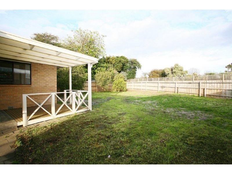 8 Padua Court, Glen Waverley VIC 3150