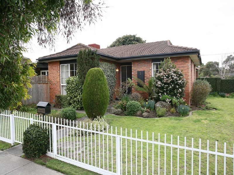 1 Kymme Court, Glen Waverley VIC 3150