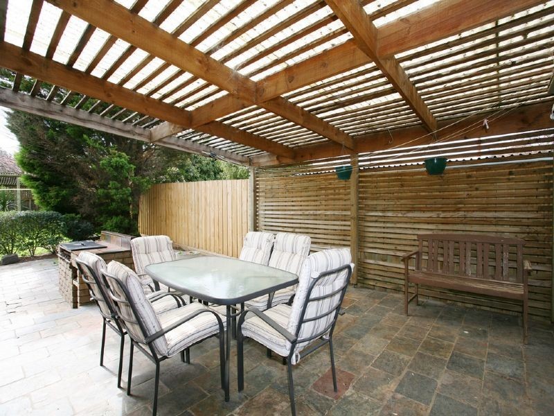 27 Darnley Grove, Wheelers Hill VIC 3150