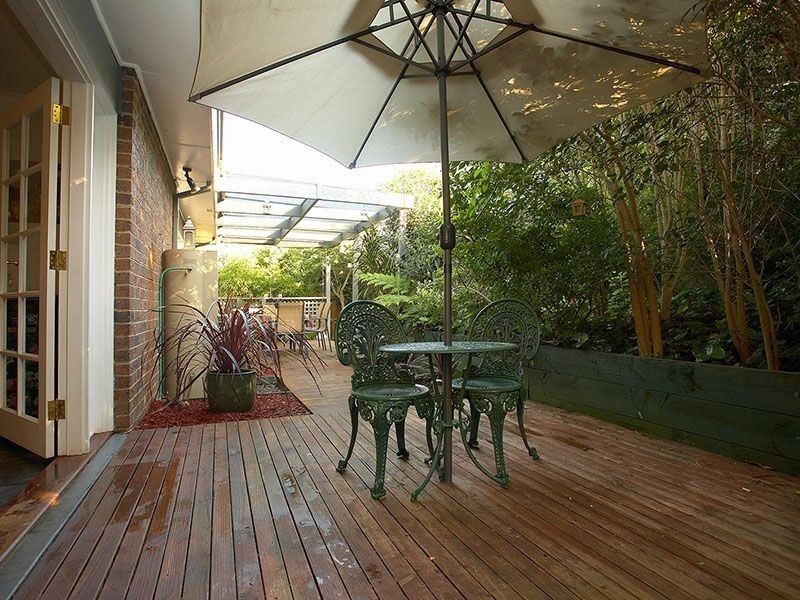 3 Hallows Street, Glen Waverley VIC 3150