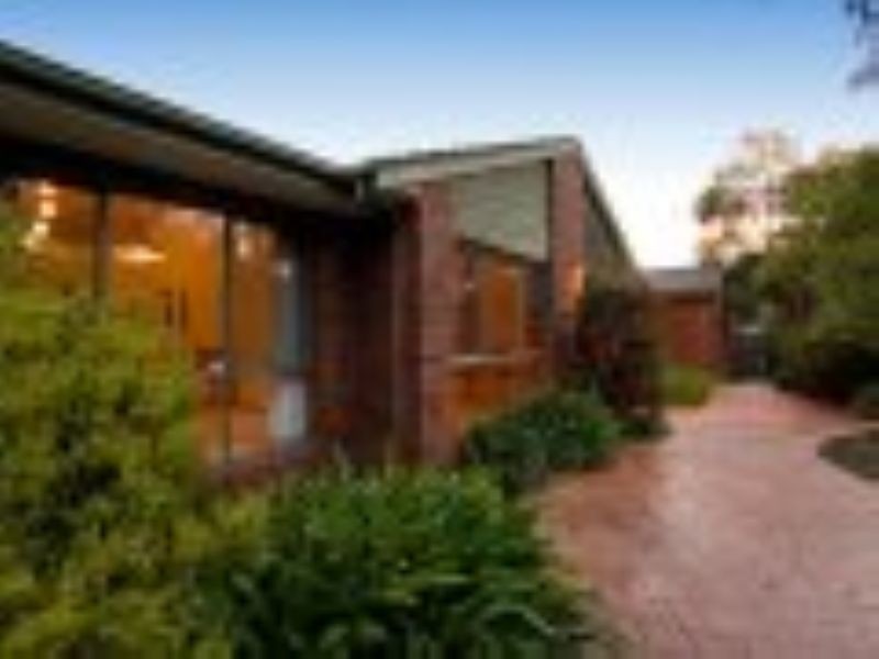 58 Watersedge Close, Knoxfield VIC 3180