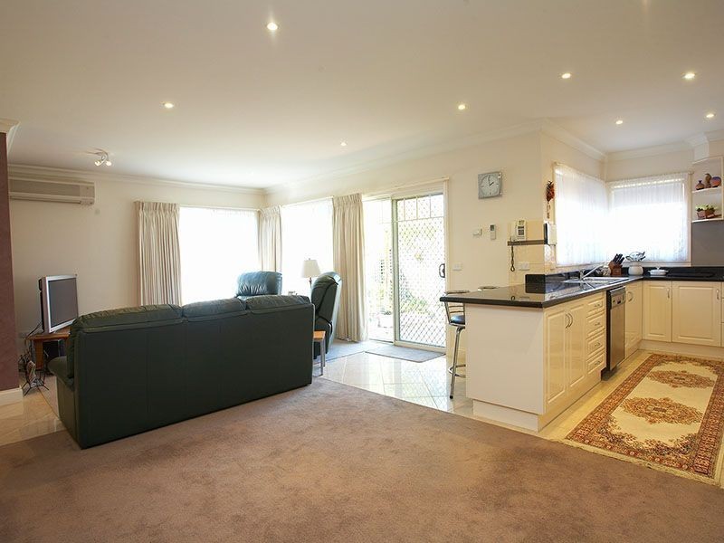 2/20 Baringa Street, Mount Waverley VIC 3149