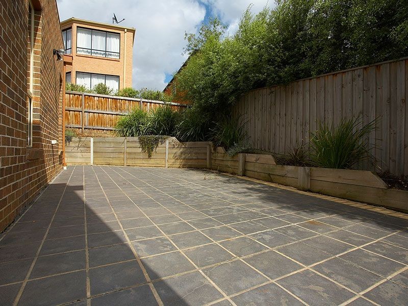 34 Arlington Drive, Glen Waverley VIC 3150