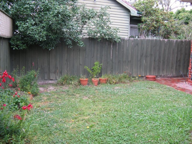 2/16 Rotherwood Avenue, Mitcham VIC 3132