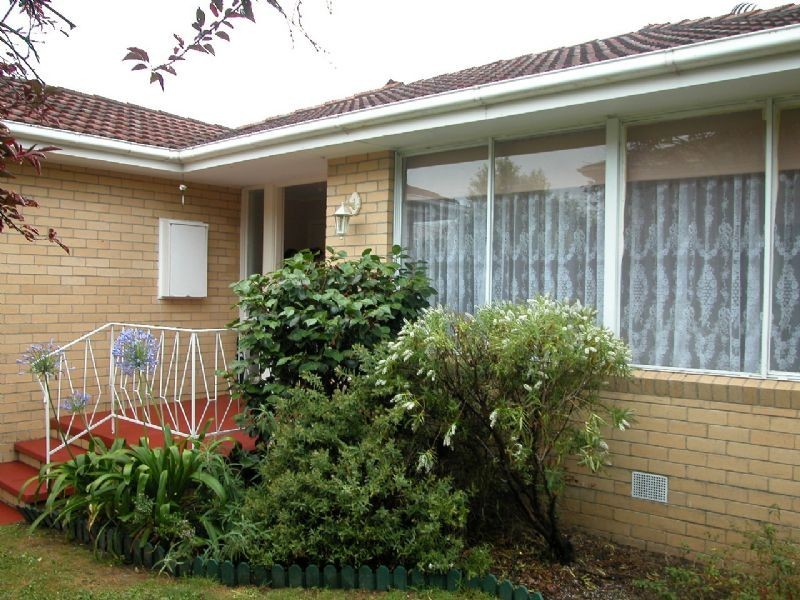 17a Cornish Road, Burwood East VIC 3151