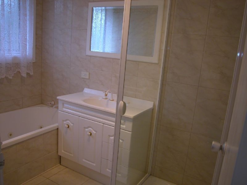 17a Cornish Road, Burwood East VIC 3151