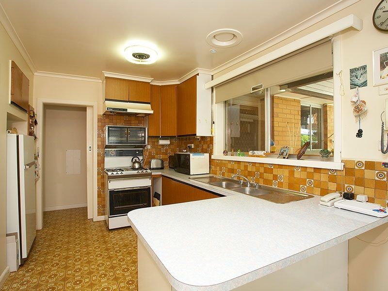 29 Kinnoull Grove, Glen Waverley VIC 3150