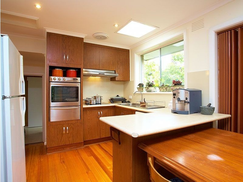 711 Waverley Road, Glen Waverley VIC 3150