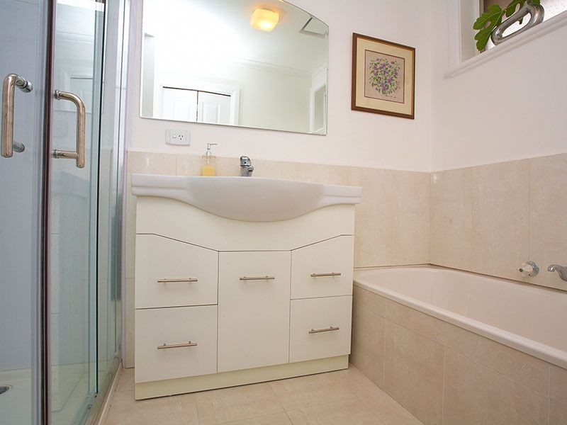 711 Waverley Road, Glen Waverley VIC 3150