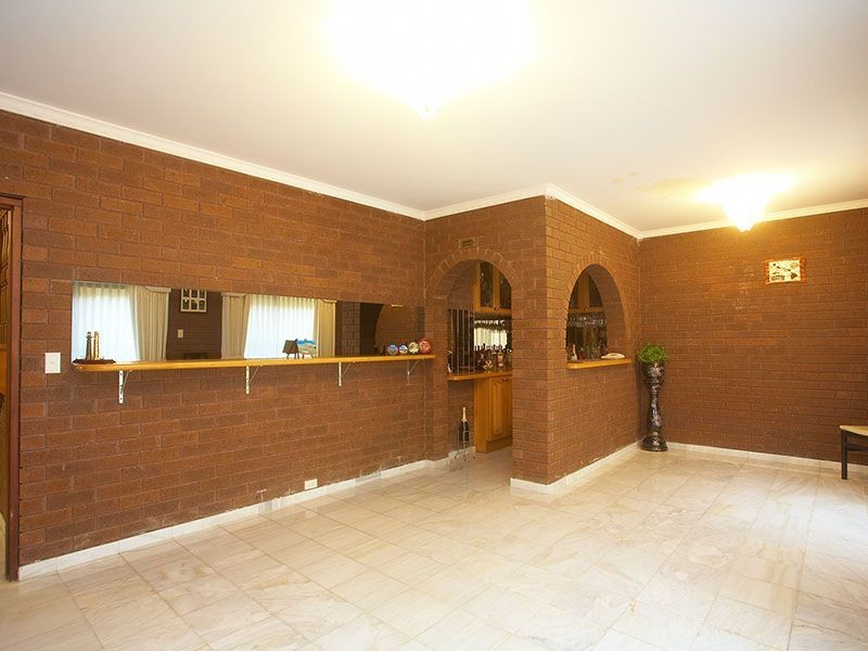 17 Coonawarra Drive, Vermont South VIC 3133