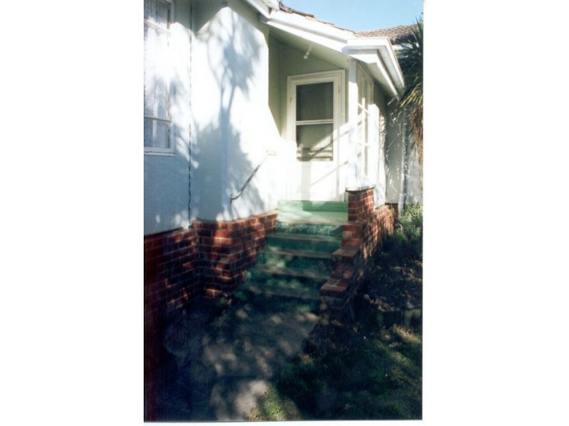 8 Heather Avenue, Ashwood VIC 3147