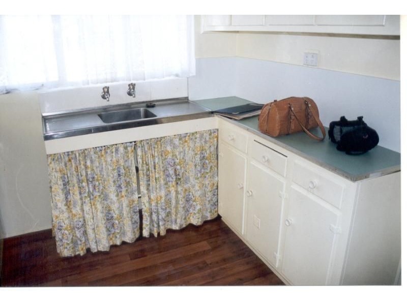 8 Heather Avenue, Ashwood VIC 3147