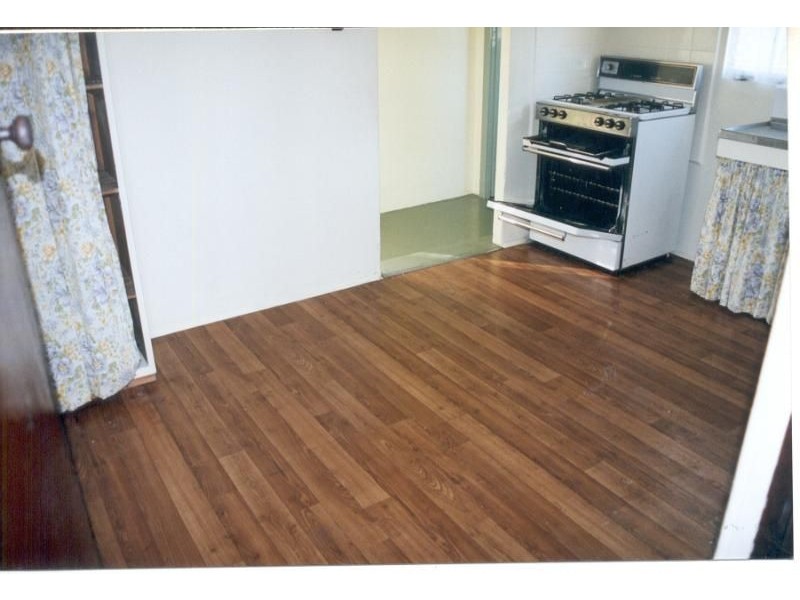 8 Heather Avenue, Ashwood VIC 3147