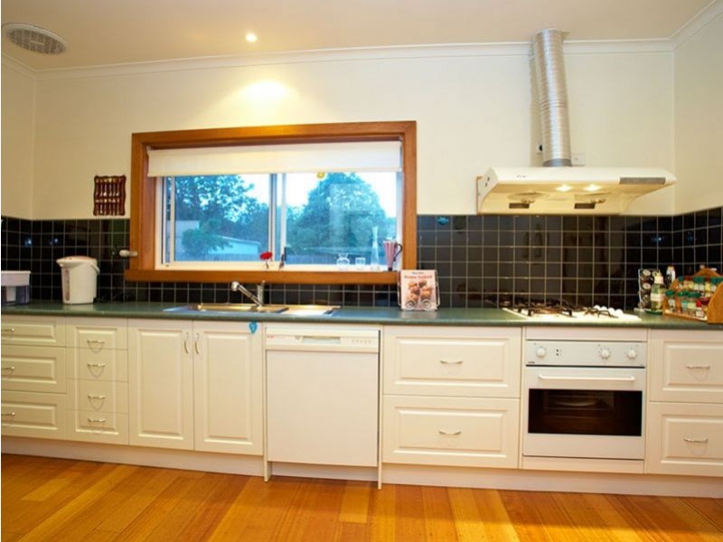 50 Lebanon Crescent, Mulgrave VIC 3170