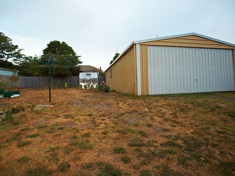 50 Lebanon Crescent, Mulgrave VIC 3170