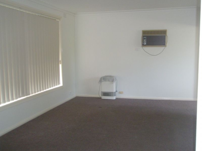 68 Watsons Road, Glen Waverley VIC 3150