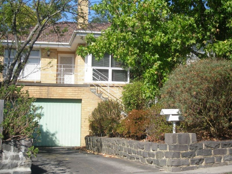 56 Hinkler Road, Glen Waverley VIC 3150