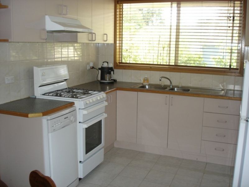 2a Husband Road, Forest Hill VIC 3131