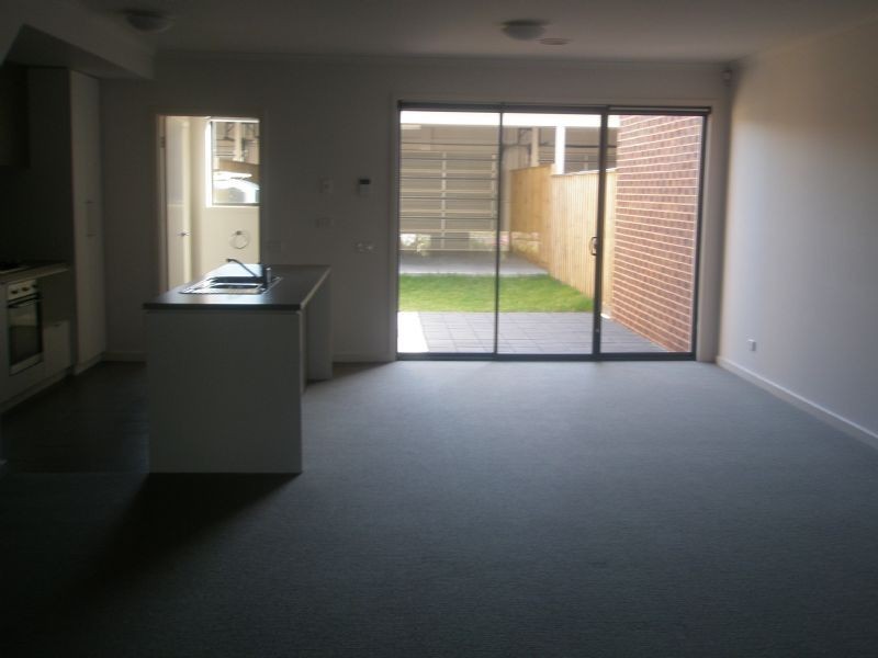 33 St James Park Drive, Mulgrave VIC 3170