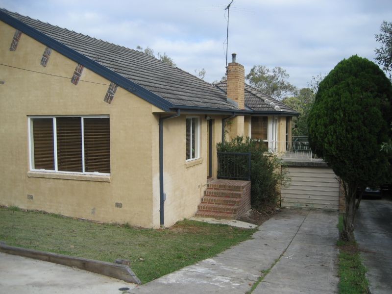 9 Sunhill Road, Mount Waverley VIC 3149