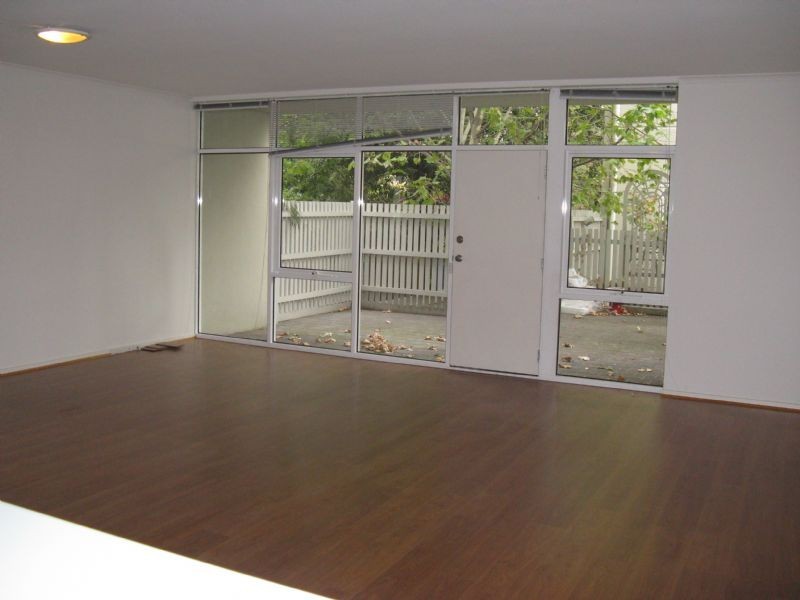 APT 11/1066 Lygon Street, Carlton North VIC 3054