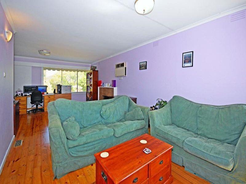 18 Midway Street, Mount Waverley VIC 3149