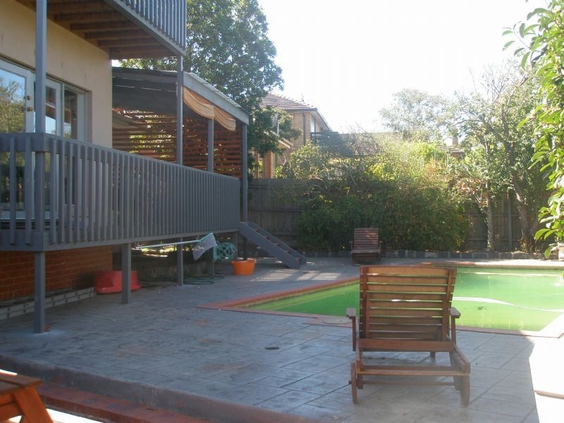 67 Mayfield Drive, Mount Waverley VIC 3149