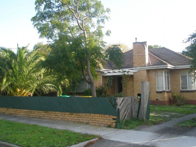 13 Atkinson Street, Murrumbeena VIC 3163