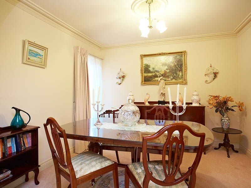 1/15 Hinkler Avenue, Glen Waverley VIC 3150