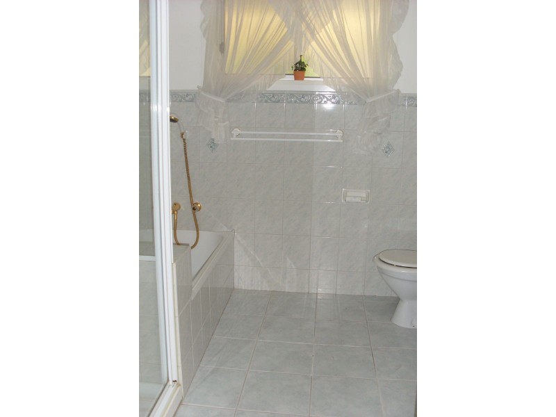 10 Sim Street, Mount Waverley VIC 3149