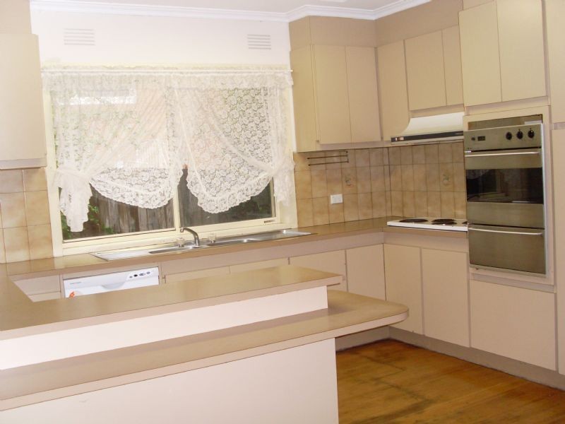 22 Andrew Street, Mount Waverley VIC 3149