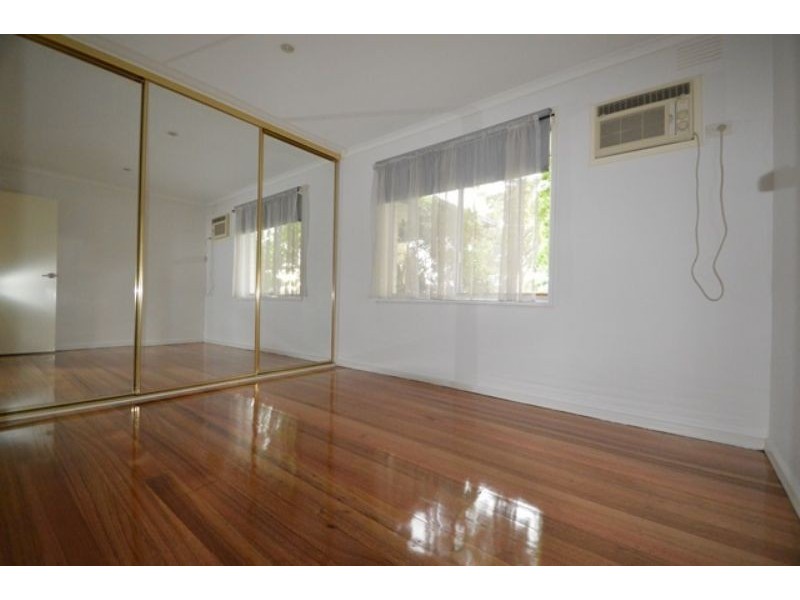 9 Bunarong Court, Dandenong North VIC 3175