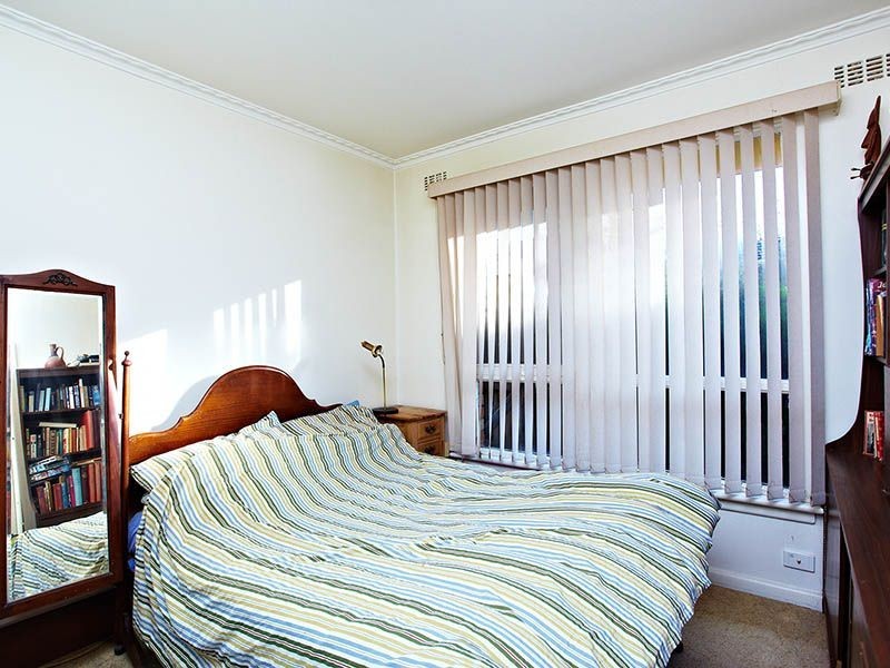 22 Shirley Avenue, Glen Waverley VIC 3150