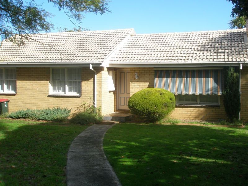 38 Ranfurlie Drive, Glen Waverley VIC 3150