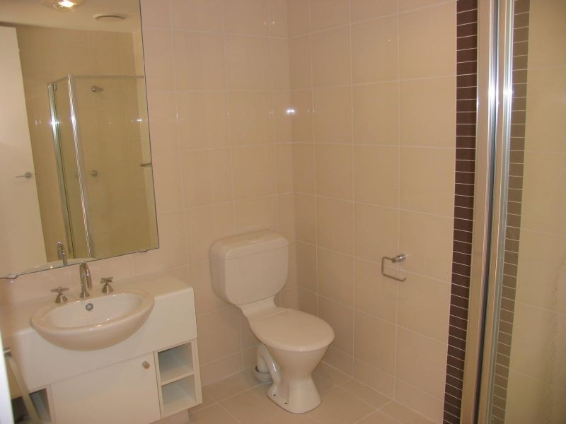 17/213 Normanby, Notting Hill VIC 3168