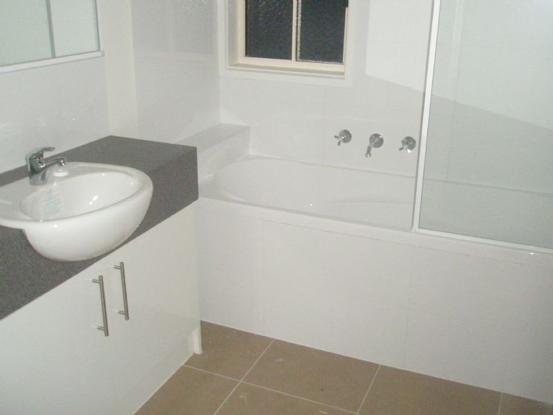 3/3 Saniky Street, Notting Hill VIC 3168