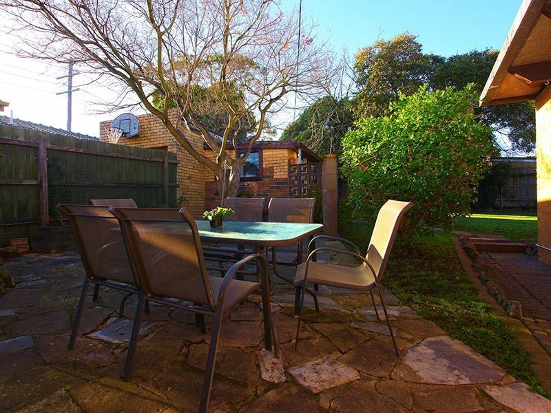 4 Westerfield Drive, Notting Hill VIC 3168