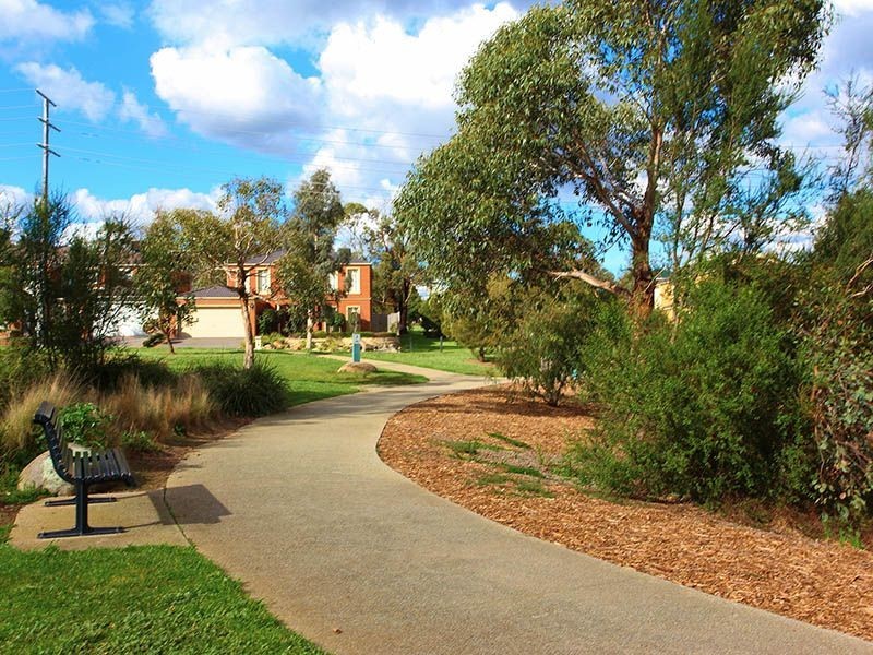 90 Ivanhoe Street, Glen Waverley VIC 3150
