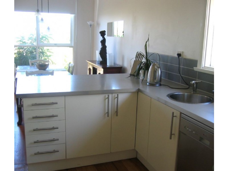 285 Gallaghers Road, Glen Waverley VIC 3150