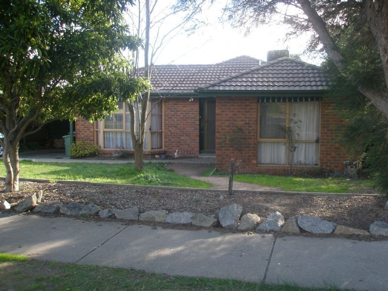 35 Kurrajong Road, Narre Warren North VIC 3804