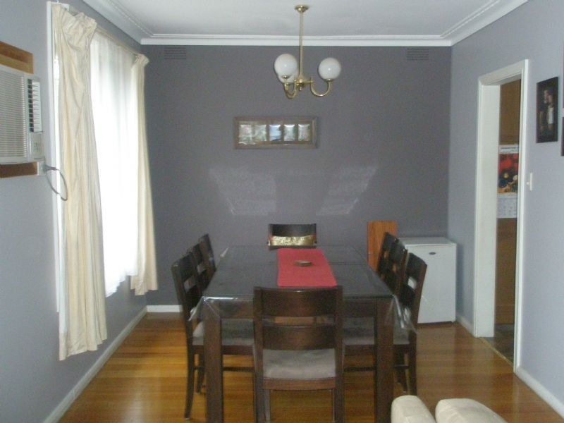 66 Watsons Road, Glen Waverley VIC 3150