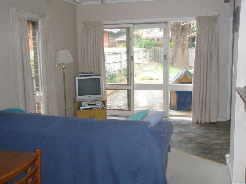 66 Watsons Road, Glen Waverley VIC 3150