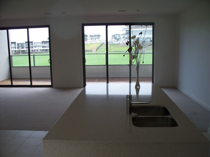 60 Waverley Park Drive, Mulgrave VIC 3170