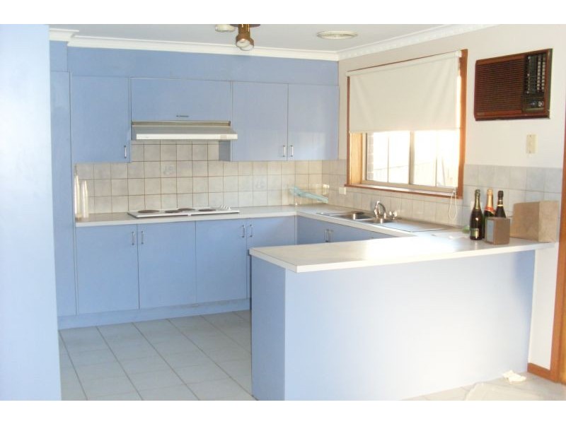 2/214 Highbury Road, Mount Waverley VIC 3149